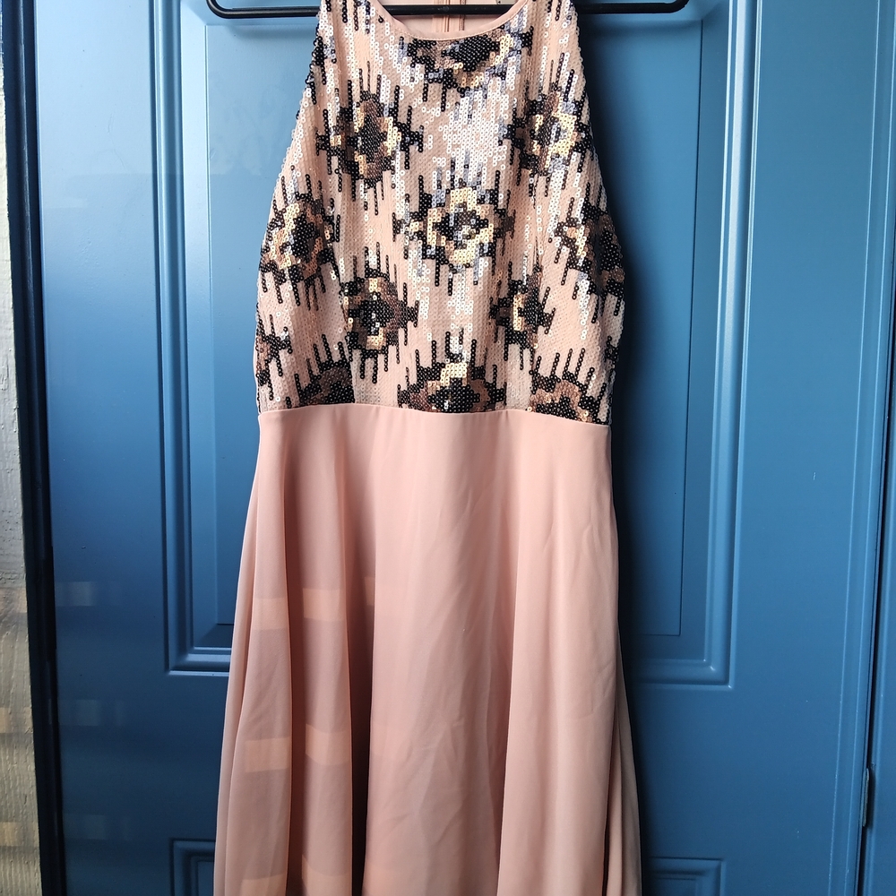 Pink Owl Backless Pink and Black Sequin Dress